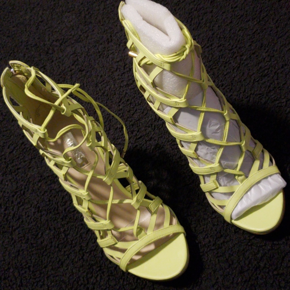 Guess neon heels, Sold out on this color